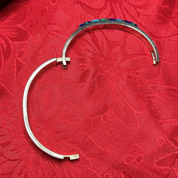 ❤️HOST PICK❤️ Vintage 925 Heavy Solid Sterling Silver Bangle - Picture 14 of 14